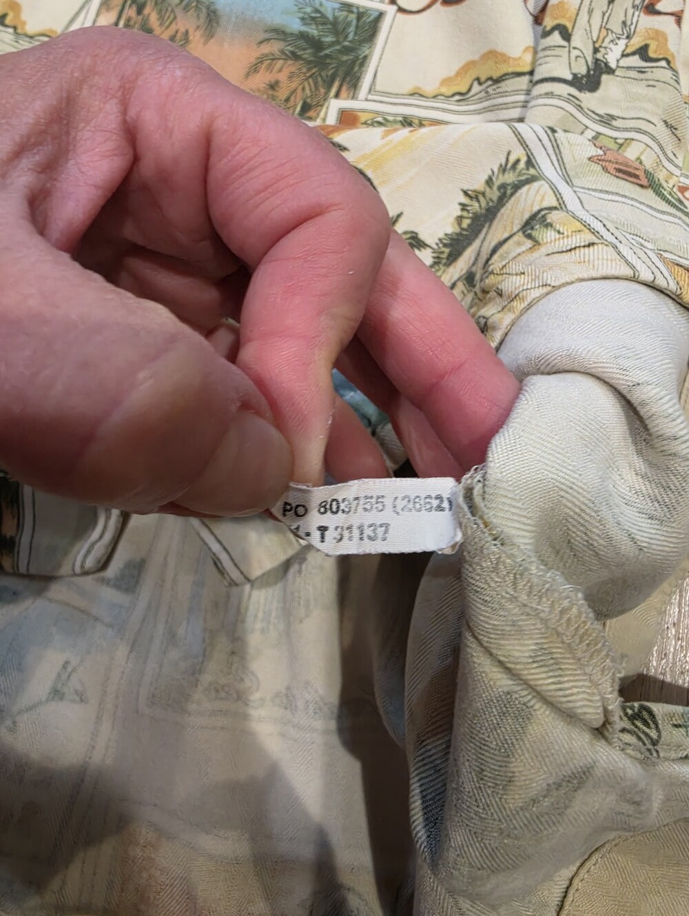 Tommy Bahama Las Vegas Silk Shirt M Casino Strip Hawaiian Aloha Y2K - Picture 6 of 6